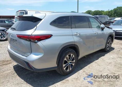 2021 Toyota Highlander Xle from USA, damaged, VIN 5TDGZRAH9MS040657